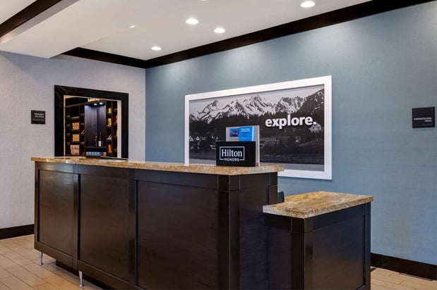 Images Hampton Inn & Suites Seattle/Federal Way