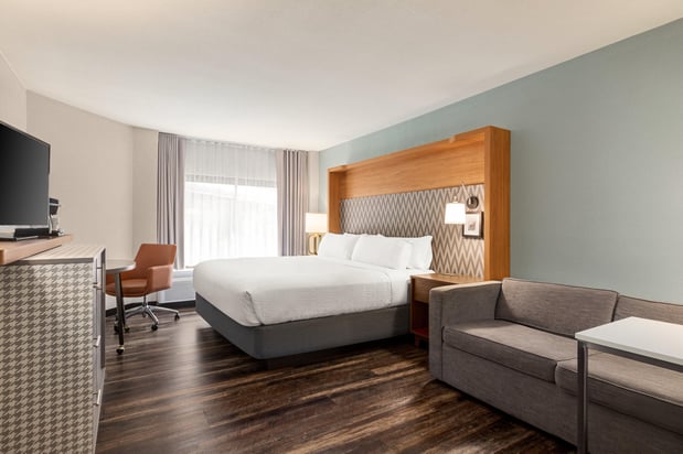 Images Holiday Inn Orlando-International Airport by IHG