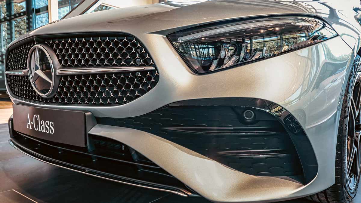 Images Mercedes-Benz of Wakefield