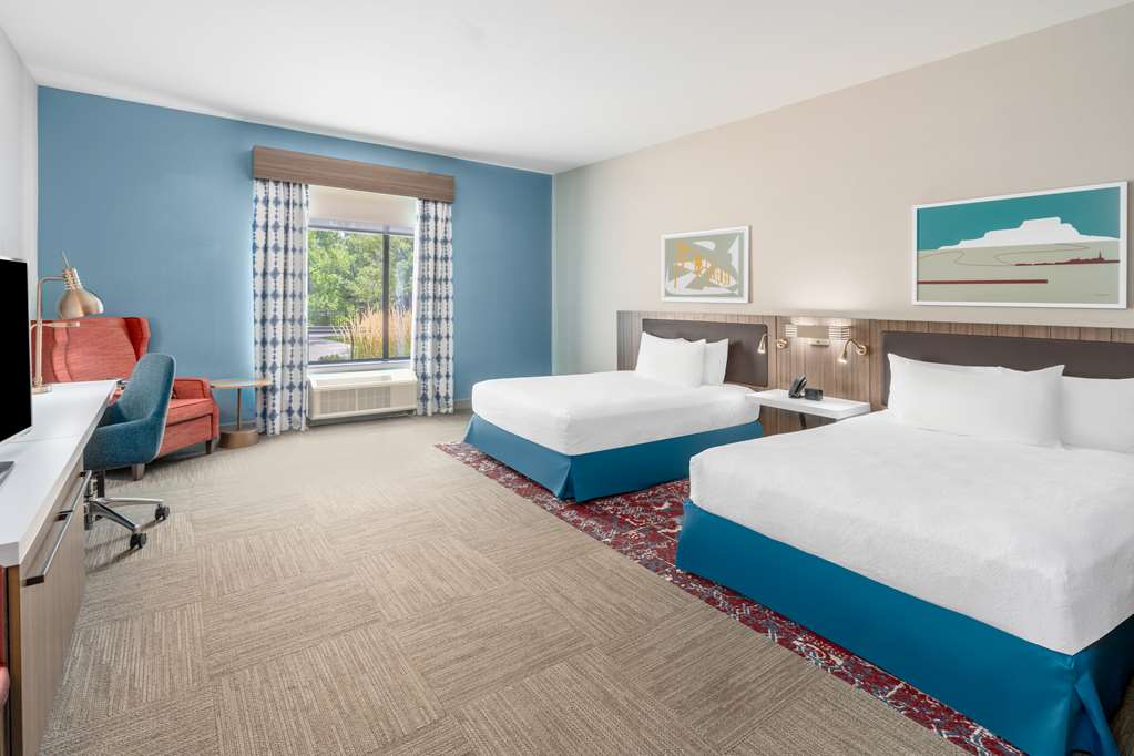 Guest room