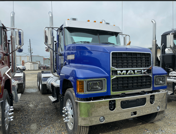 Images Texarkana Mack Sales