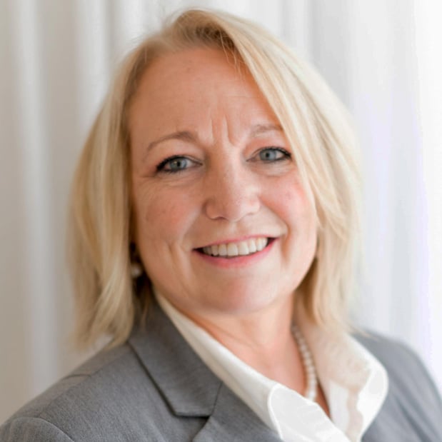 Images Edward Jones - Financial Advisor: Amy M Tucker, CFP®|CEPA®|CKA®