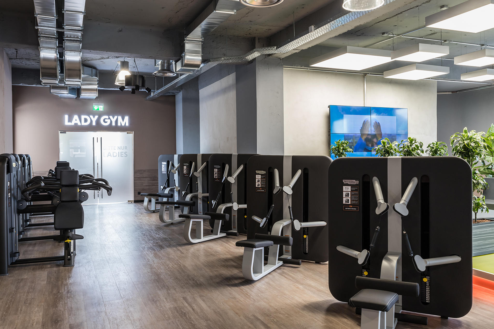 Fitx Fitnessstudio 86165 Augsburg Adresse Telefon Kontakt