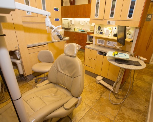 Images Dr. Eric J Aubert, DMD