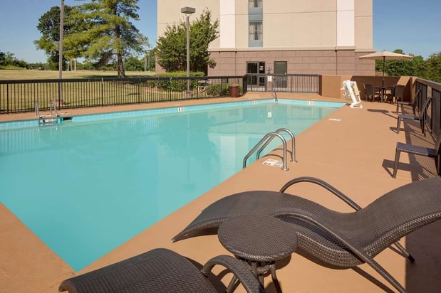 Images Hampton Inn & Suites Nashville-Airport