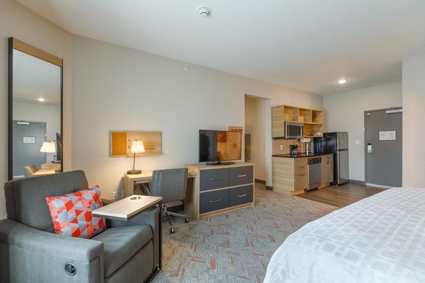 Images Candlewood Suites San Antonio - Schertz by IHG