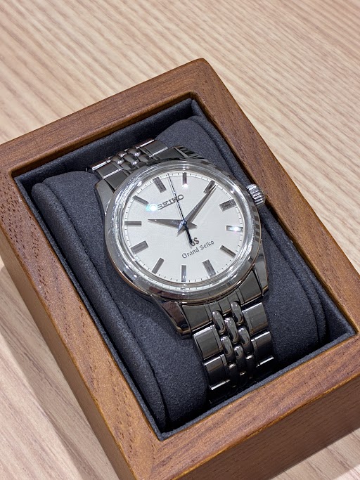 Images 買取専門店  KOMEHYO  (コメ兵)  広島三越