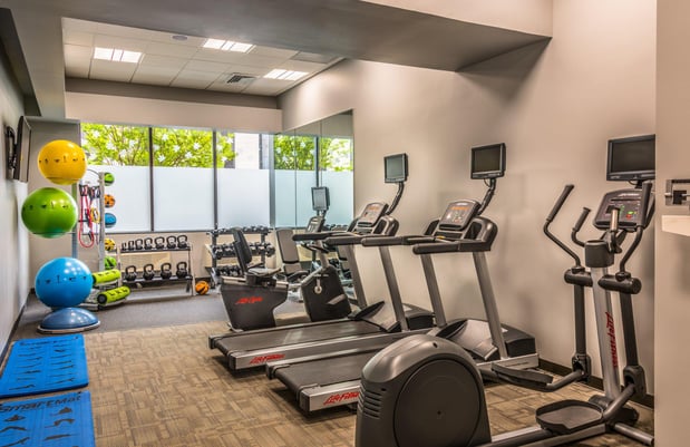 Images Holiday Inn Arlington at Ballston by IHG