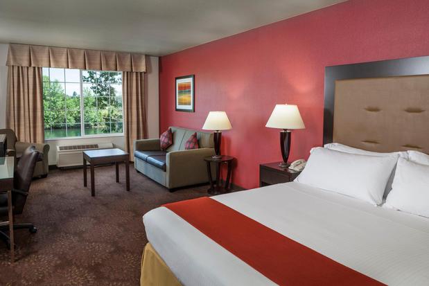Images Holiday Inn Express Corvallis-on the River by IHG