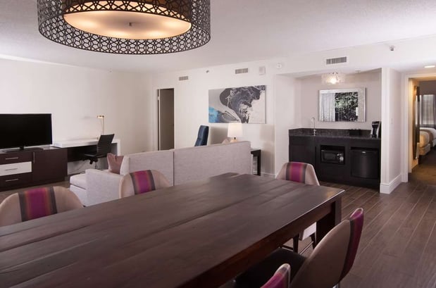 Images Embassy Suites by Hilton Raleigh Crabtree