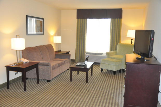 Images Holiday Inn Express & Suites Sarasota East - I-75 by IHG