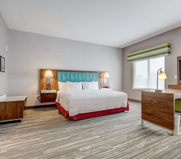 Images Hampton Inn and Suites by Hilton Cincinnati Midtown Rookwood
