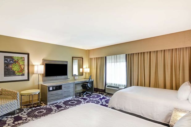 Images Hilton Garden Inn Raleigh /Crabtree Valley