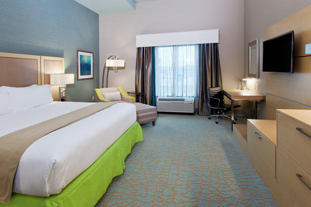 Images Holiday Inn Express & Suites Warner Robins North West by IHG