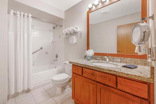 Images Best Western Plus Mill Creek Inn