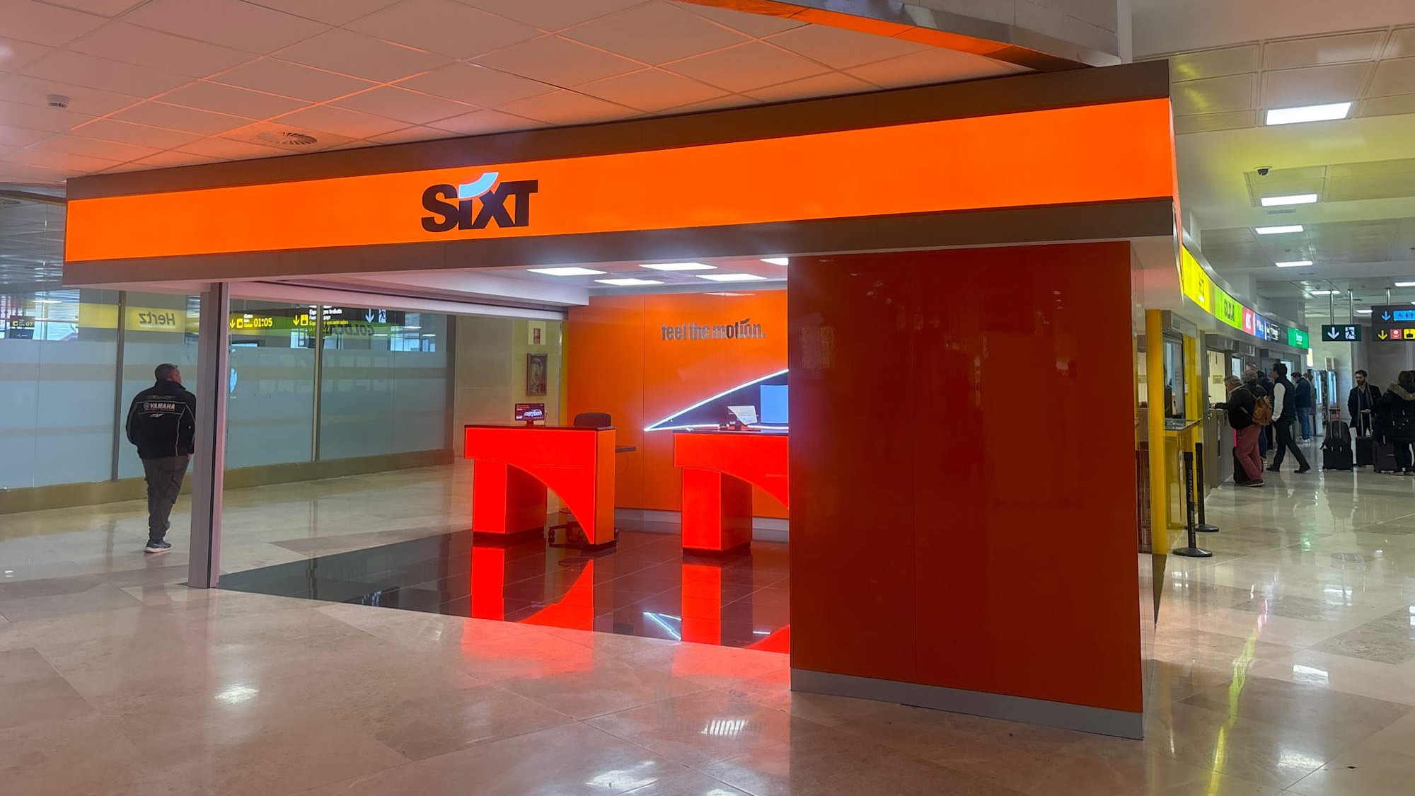 SIXT Alquiler de Coches - Valencia Aeropuerto (VLC) 19