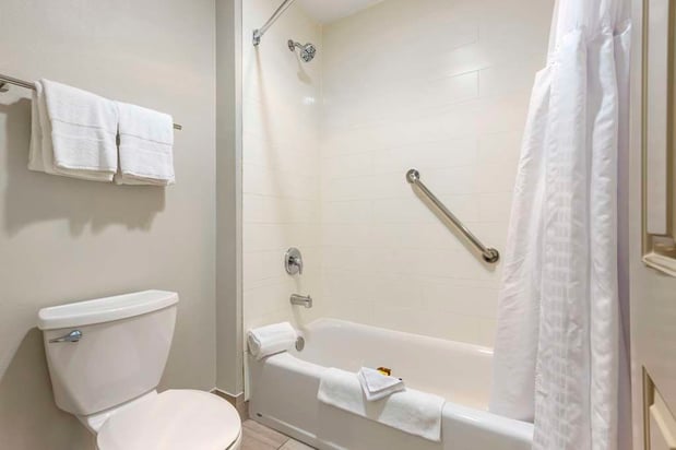Images Best Western Plus Grand Manor Inn