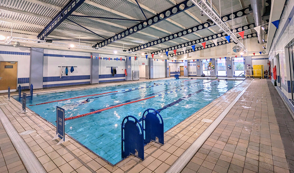 Our 20m main pool caters for swimmers of all ages and abilities, while we also operate a large varie Studley Leisure Centre Studley 01527 857161