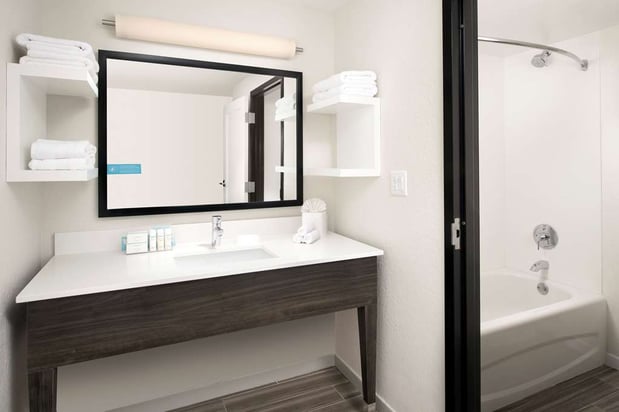 Images Hampton Inn & Suites Anaheim Garden Grove
