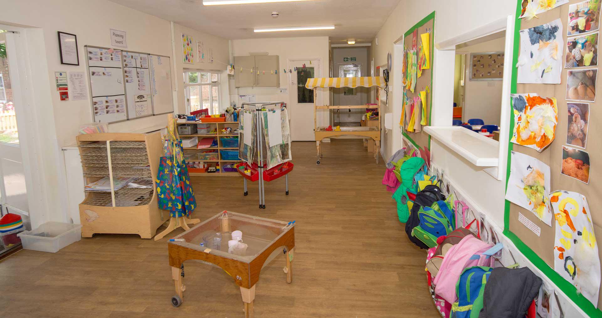 Bright Horizons Sandown Park Day Nursery and Preschool Esher 03300 573969