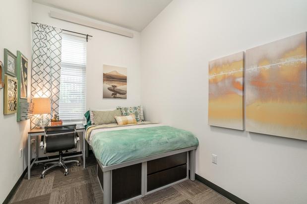 Images Arena District Apartments