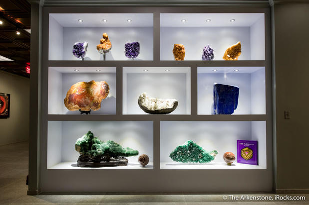 Images The Arkenstone Gallery of Fine Minerals