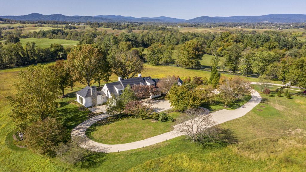 Black Pearl Management Image