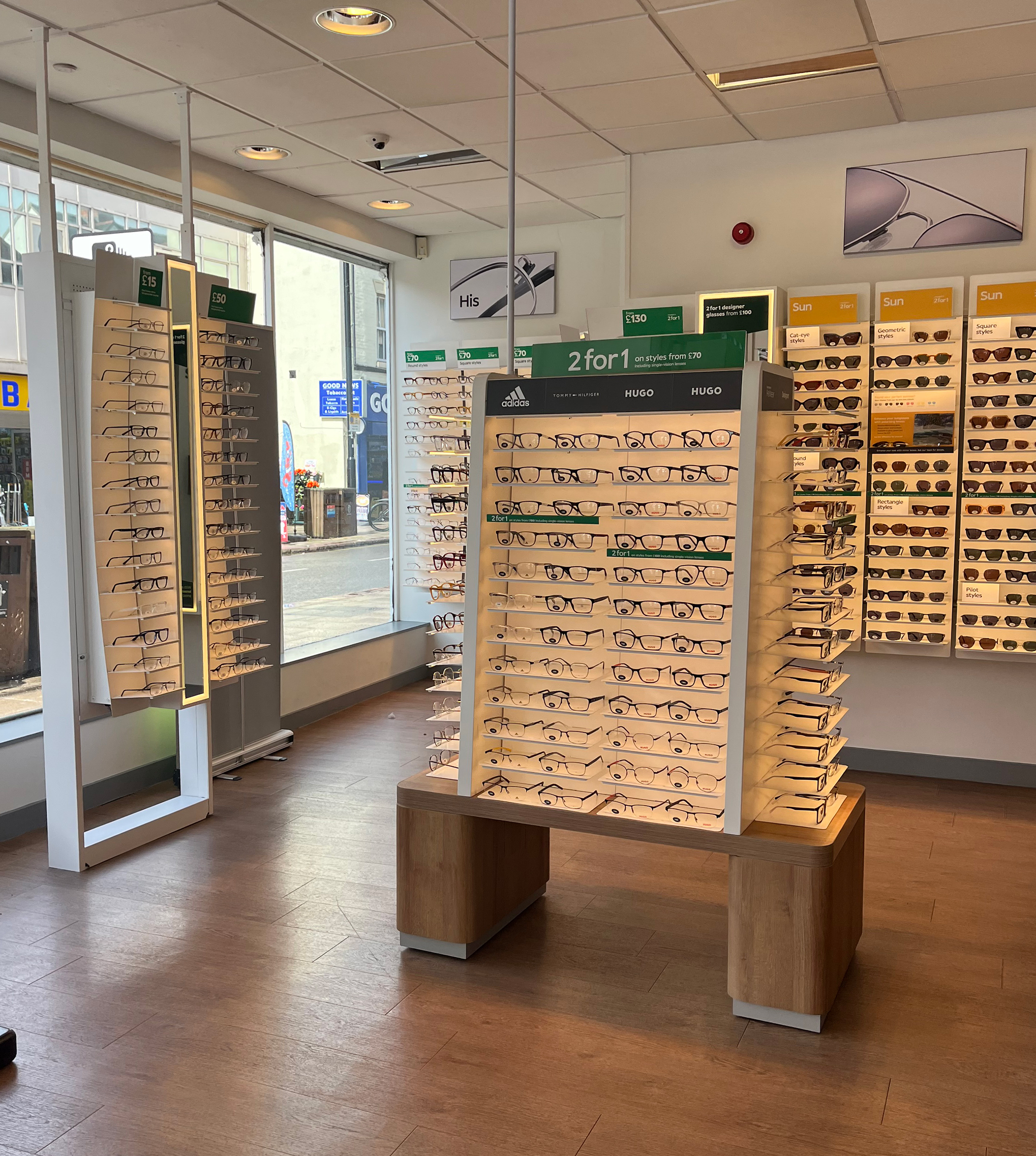 Images Specsavers Opticians and Audiologists - Burton on Trent