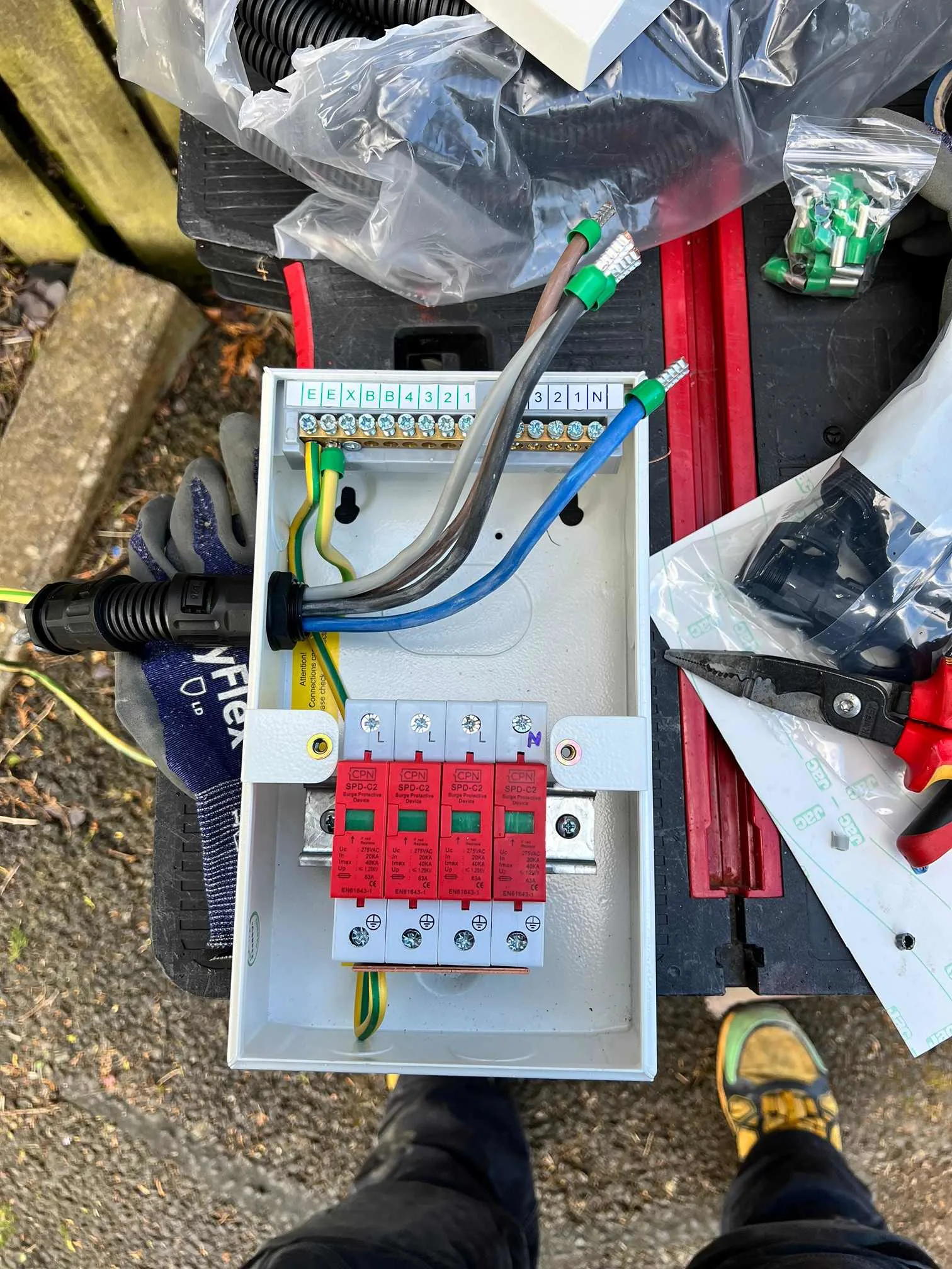 Images HW UK Services Ltd