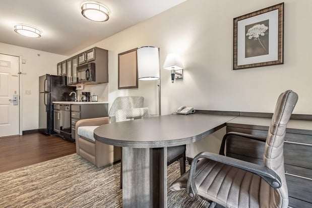 Images Candlewood Suites Lincoln by IHG