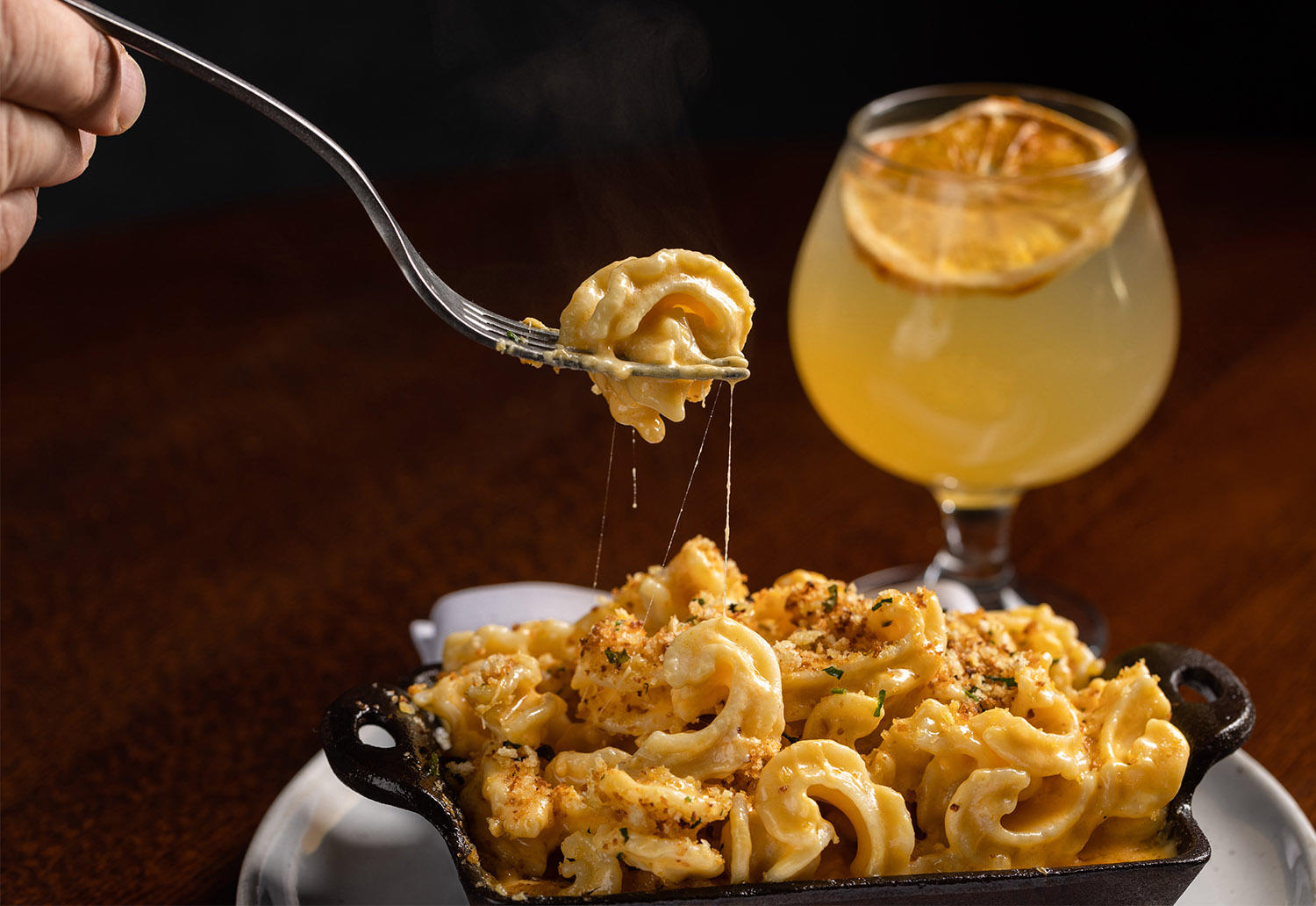 The Independent's Cascatellii Mac & Cheese on a wooden table