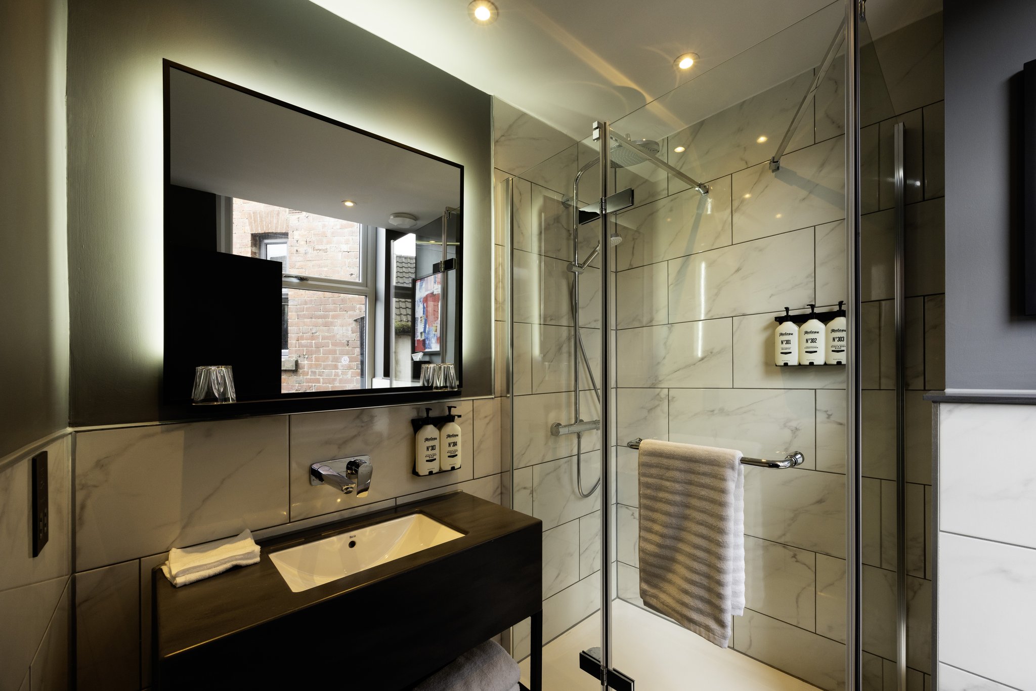 Images Hotel Indigo Leeds by IHG