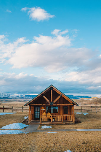 Chico Hot Springs Resort & Day Spa Image