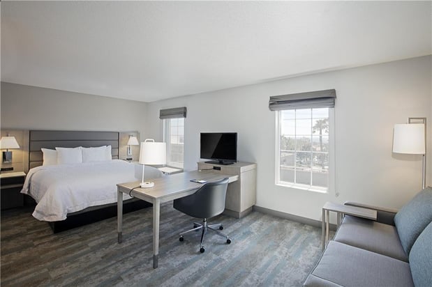 Images Hampton Inn and Suites Hermosa Beach