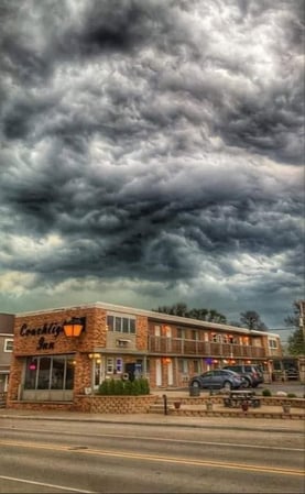 Images Coachlight Inn Motel