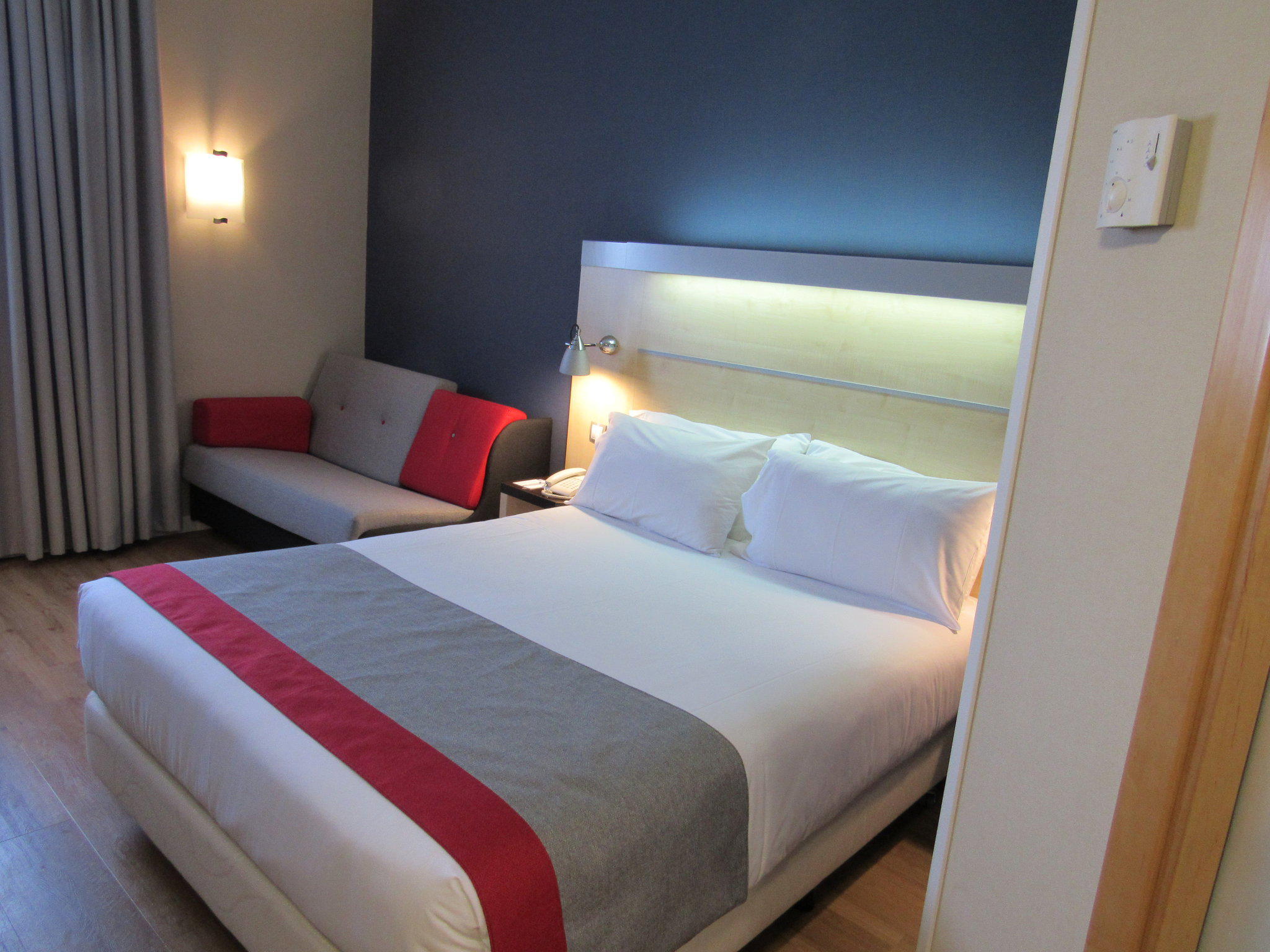 Images Holiday Inn Express Madrid - Rivas, an IHG Hotel