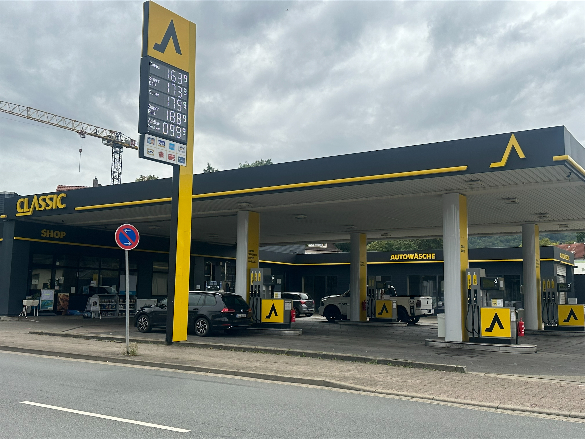 Kundenbild groß 2 CLASSIC Tankstelle