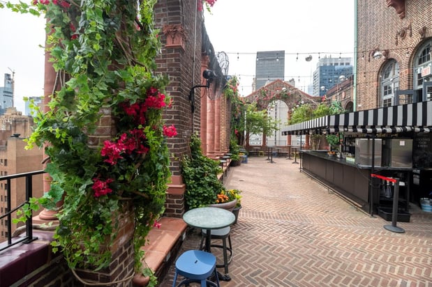 Images Artie's Backroom & Rooftop