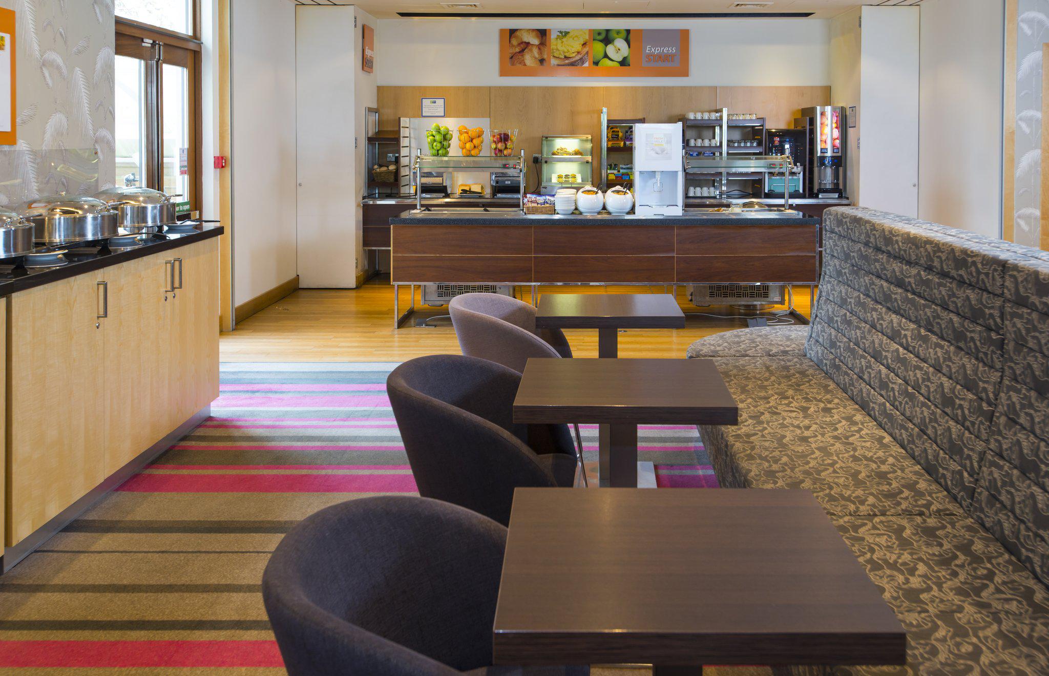 Images Holiday Inn Express London - Epsom Downs, an IHG Hotel