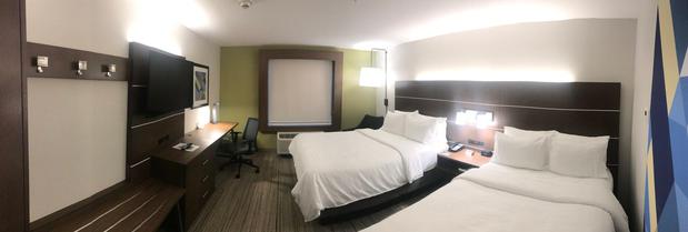 Images Holiday Inn Express & Suites Hannibal - Medical Center by IHG