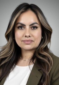 Rebecca Portillo headshot