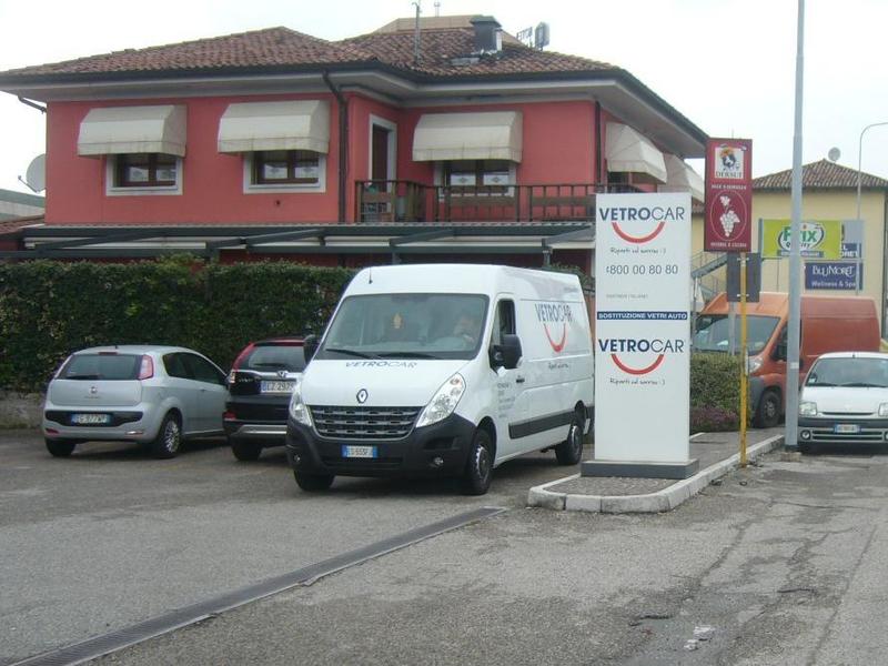 Images VetroCar Udine