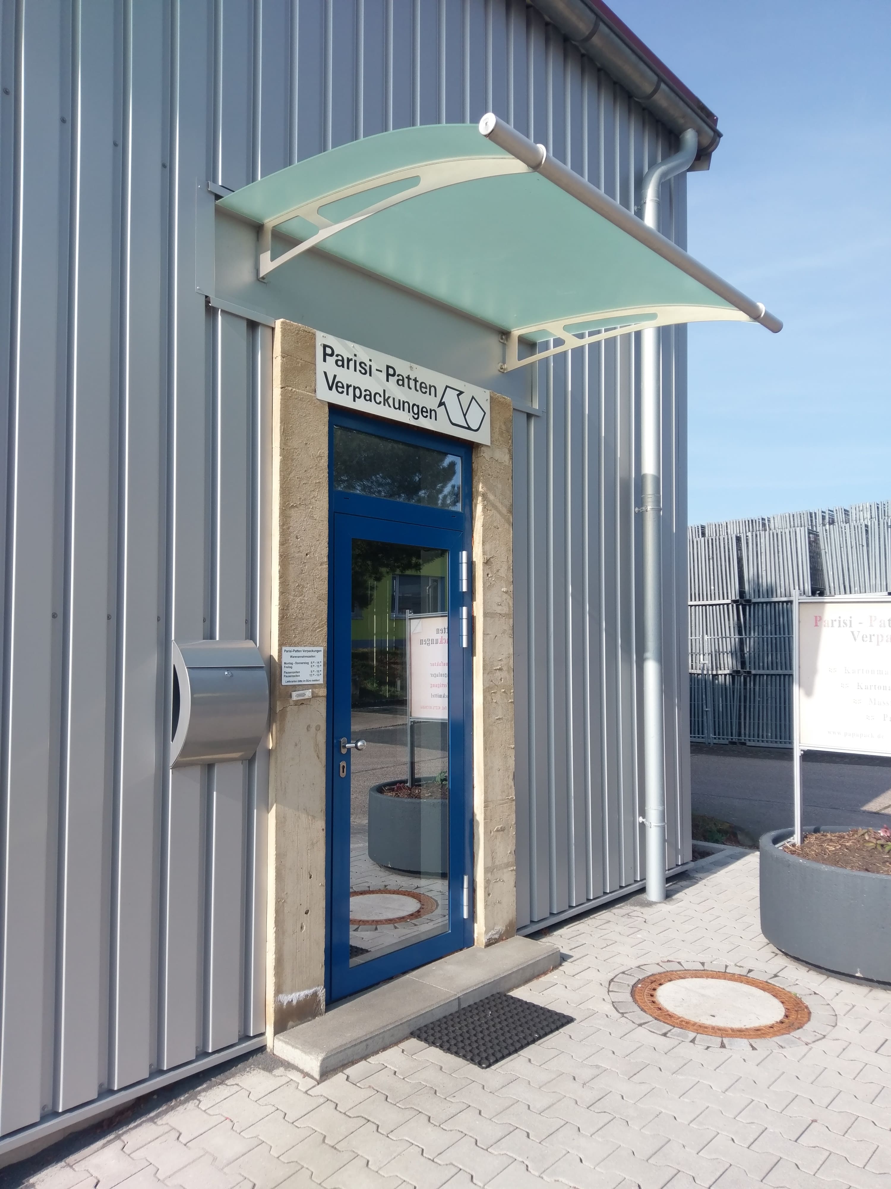 Parisi-Patten Verpackungen, Zum Frenser Feld 1 in Bergheim