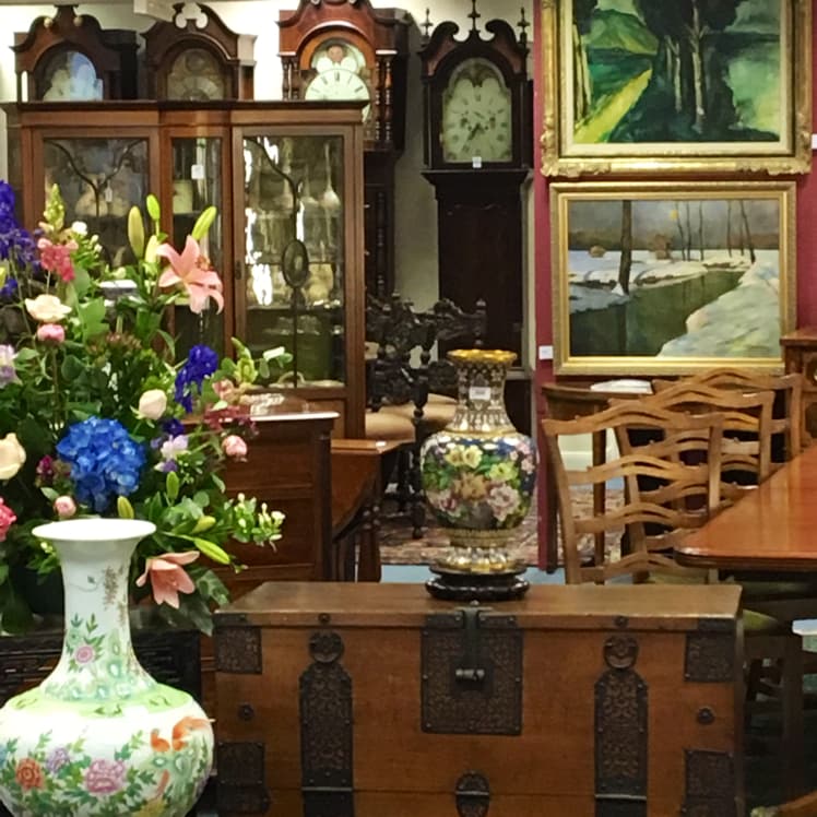 Byrne's Auctioneers & Valuers Chester 01244 681311
