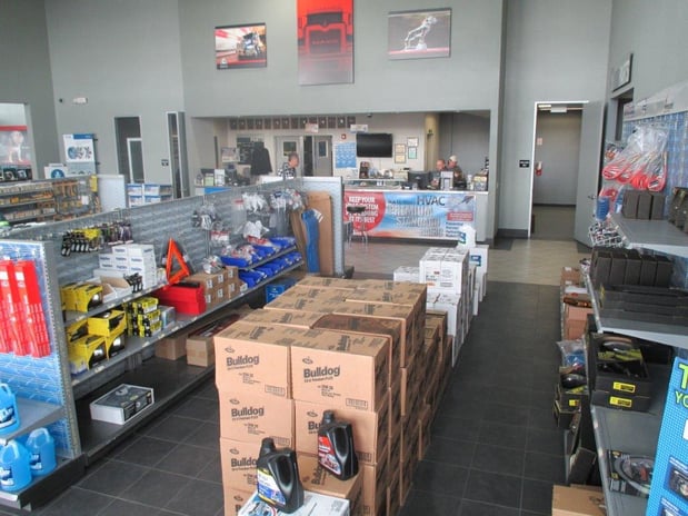 Images Vanguard Truck Leasing