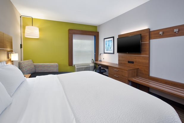 Images Holiday Inn Express & Suites Sunbury-Columbus Area by IHG