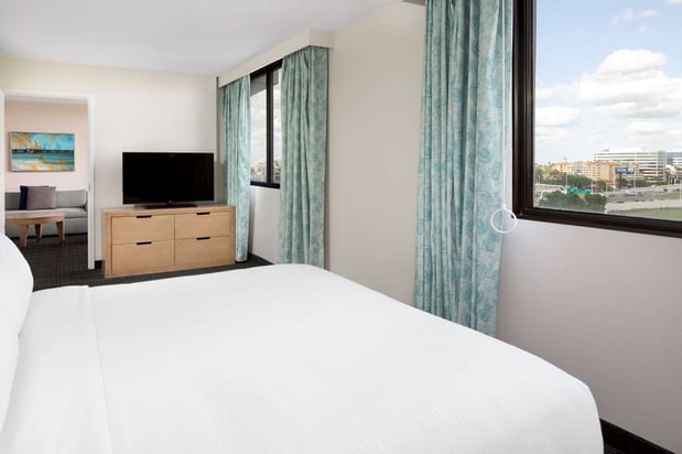 Images Embassy Suites by Hilton Tampa Airport Westshore