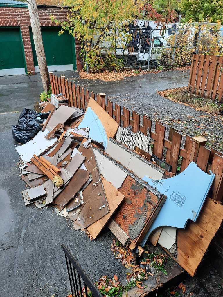 Images JUNK AWAY Montréal