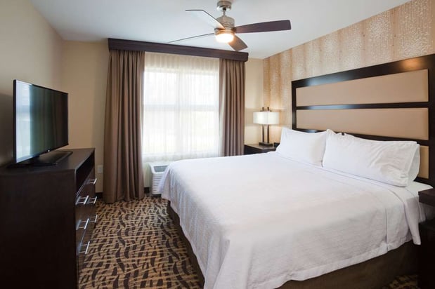 Images Homewood Suites by Hilton Davenport
