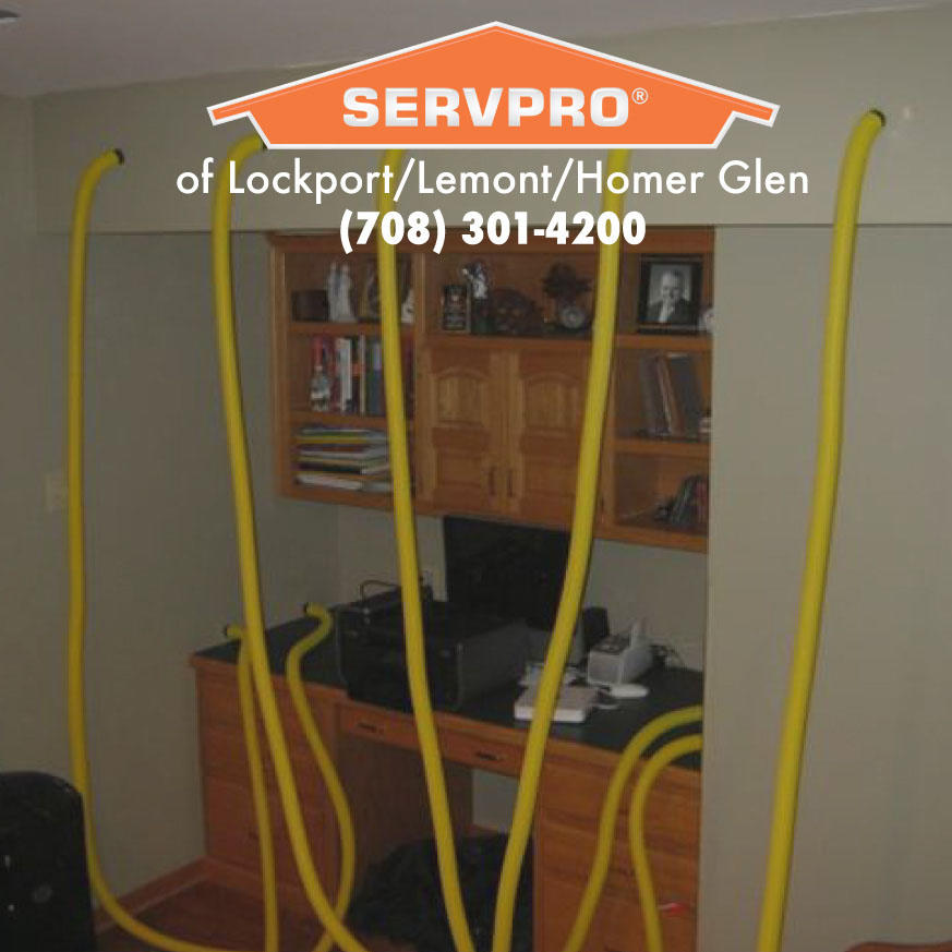 In need of water damage cleanup and restoration services in Lockport, IL? Give SERVPRO of Lockport/ Lemont/ Homer Glen a call today!